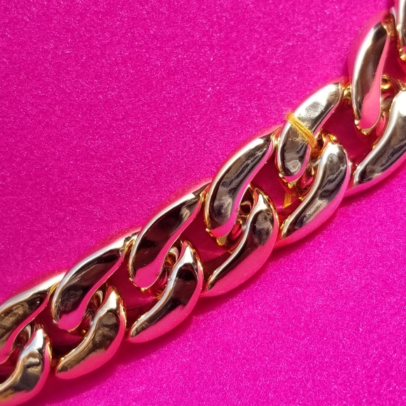 Fuschia Pink Fedora with Faux Gold Chain - Picture 3 of 15